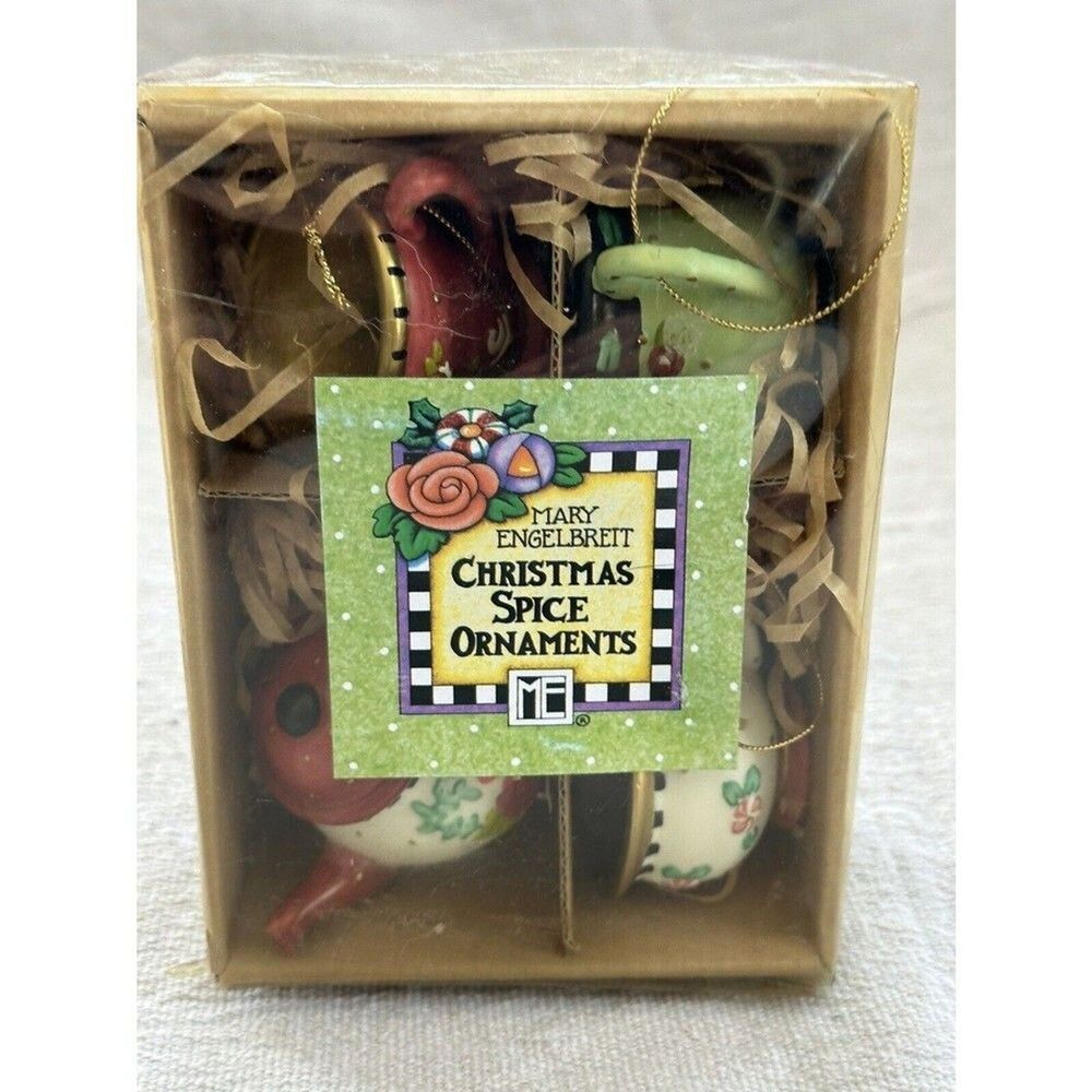 Mary Engelbreit Christmas Spice Teacup Ornaments Set of 4 Teapot Set